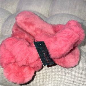 Emu Australia slippers size 7